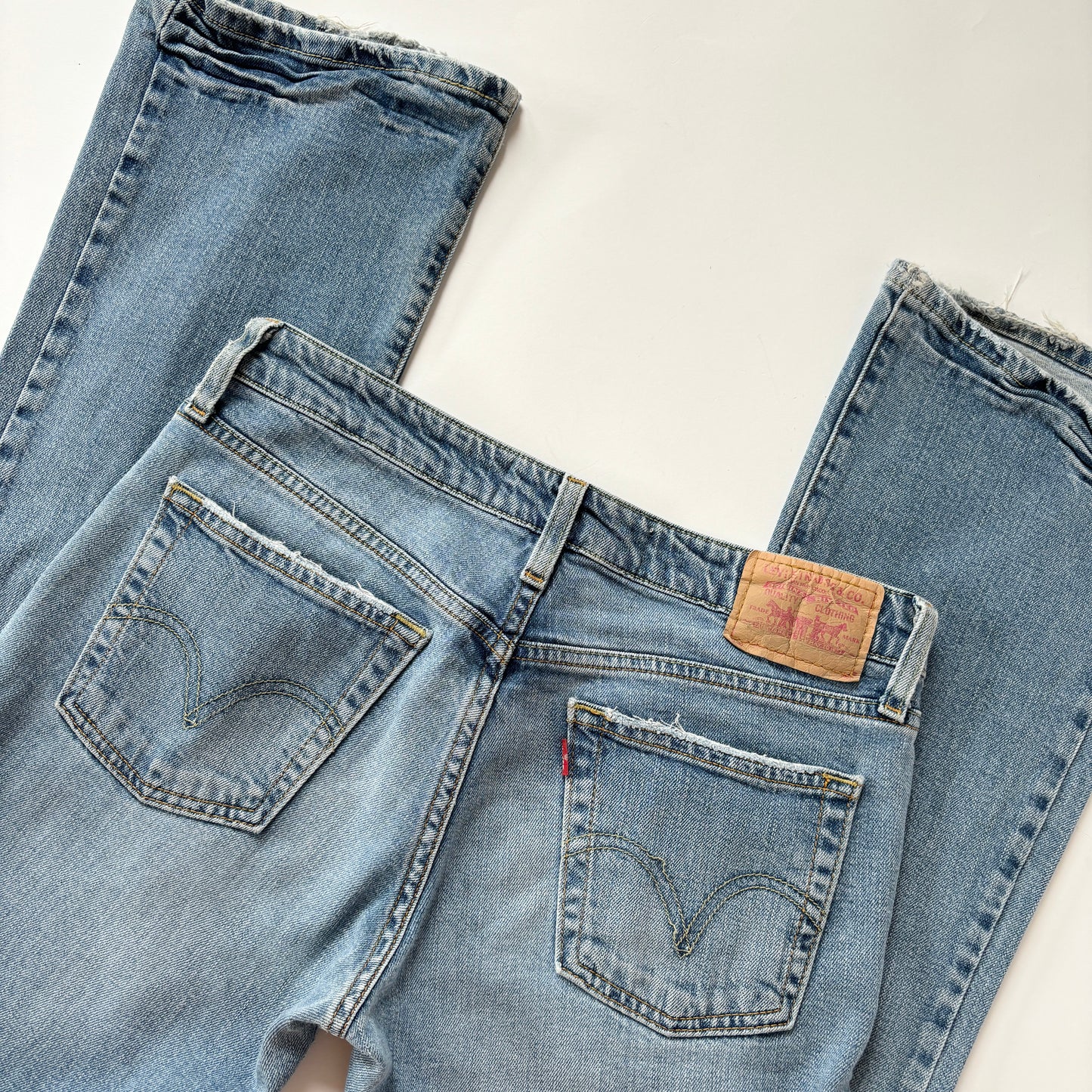 Levi’s 2000s Flare Jeans (S)