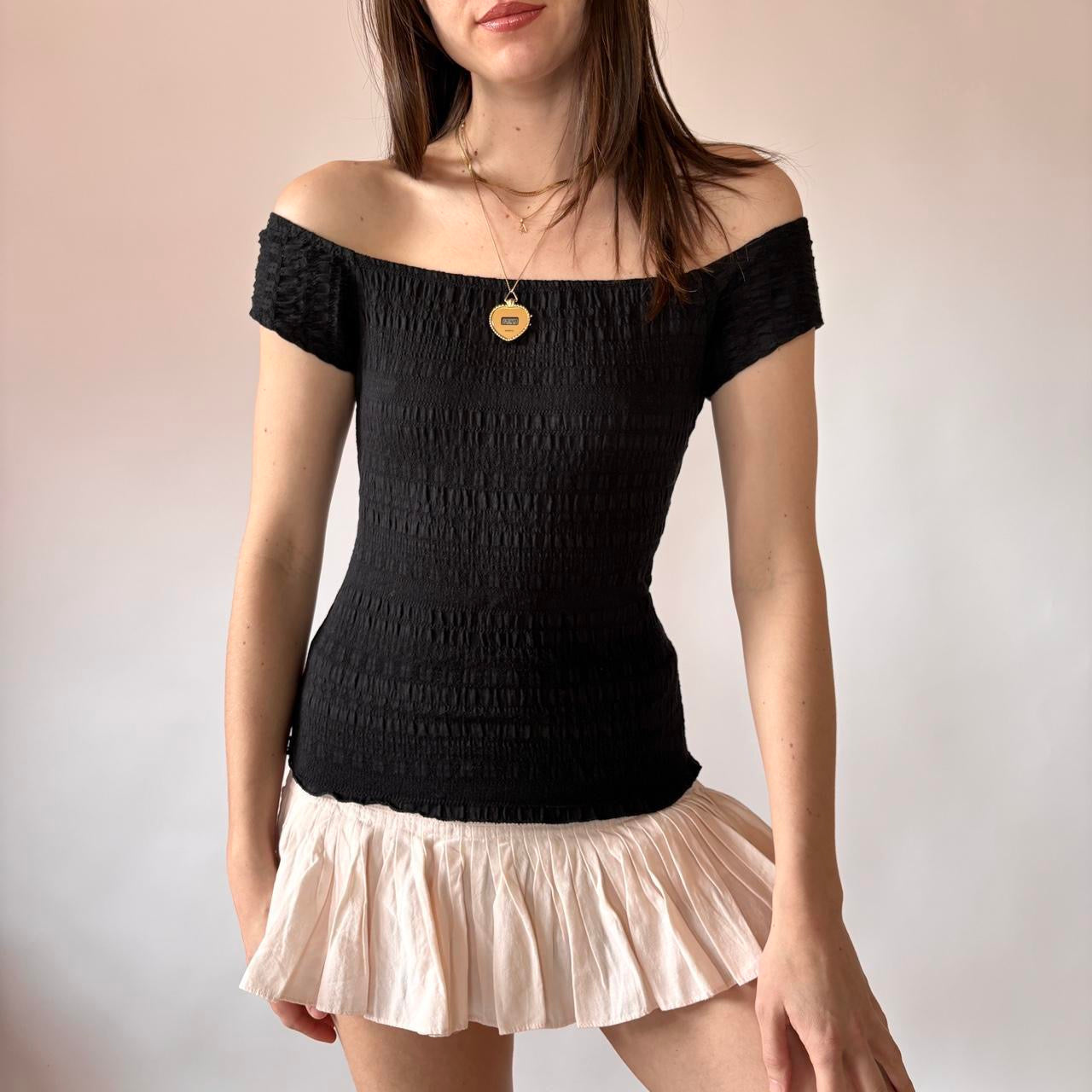 90s Off Shoulder Top (S)