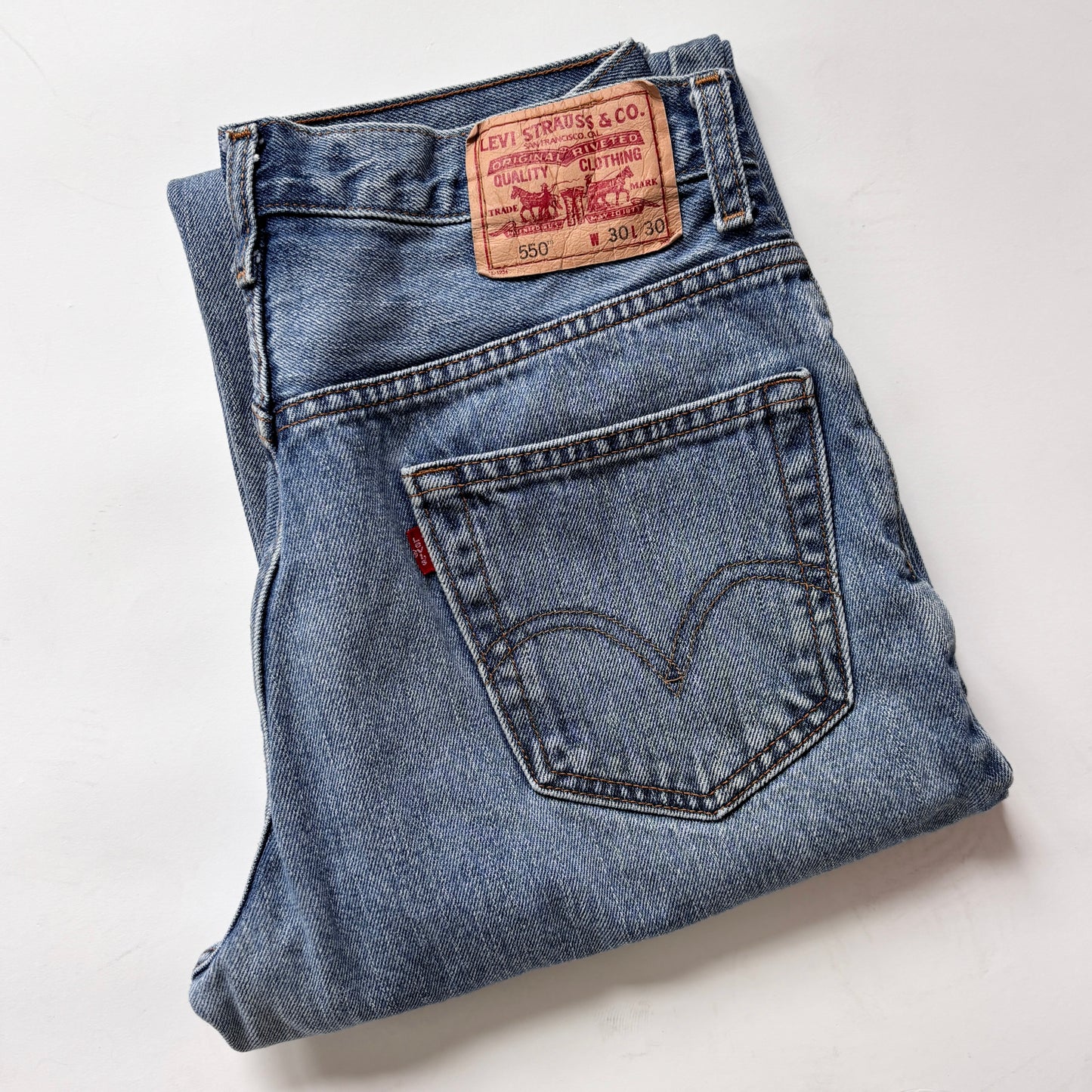 Levi’s 2000s 550s (M)