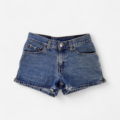 Levi’s 90s Mid Rise Jean Shorts (XS)