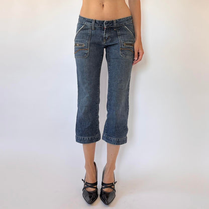 Y2K Bebe Low Rise Capri Jeans (XS)