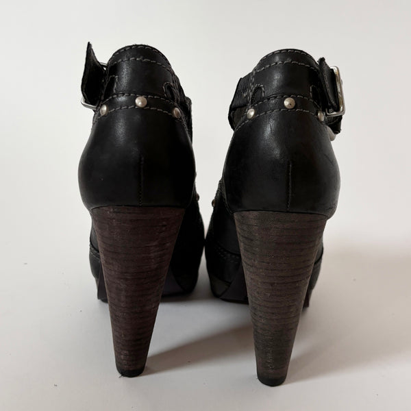 Miss Sixty Leather Pumps (5.5)