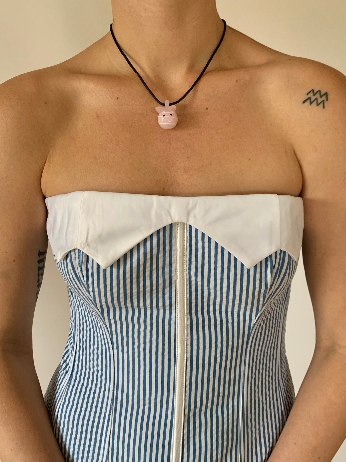 Vintage Glass Pig 🐷 Necklace