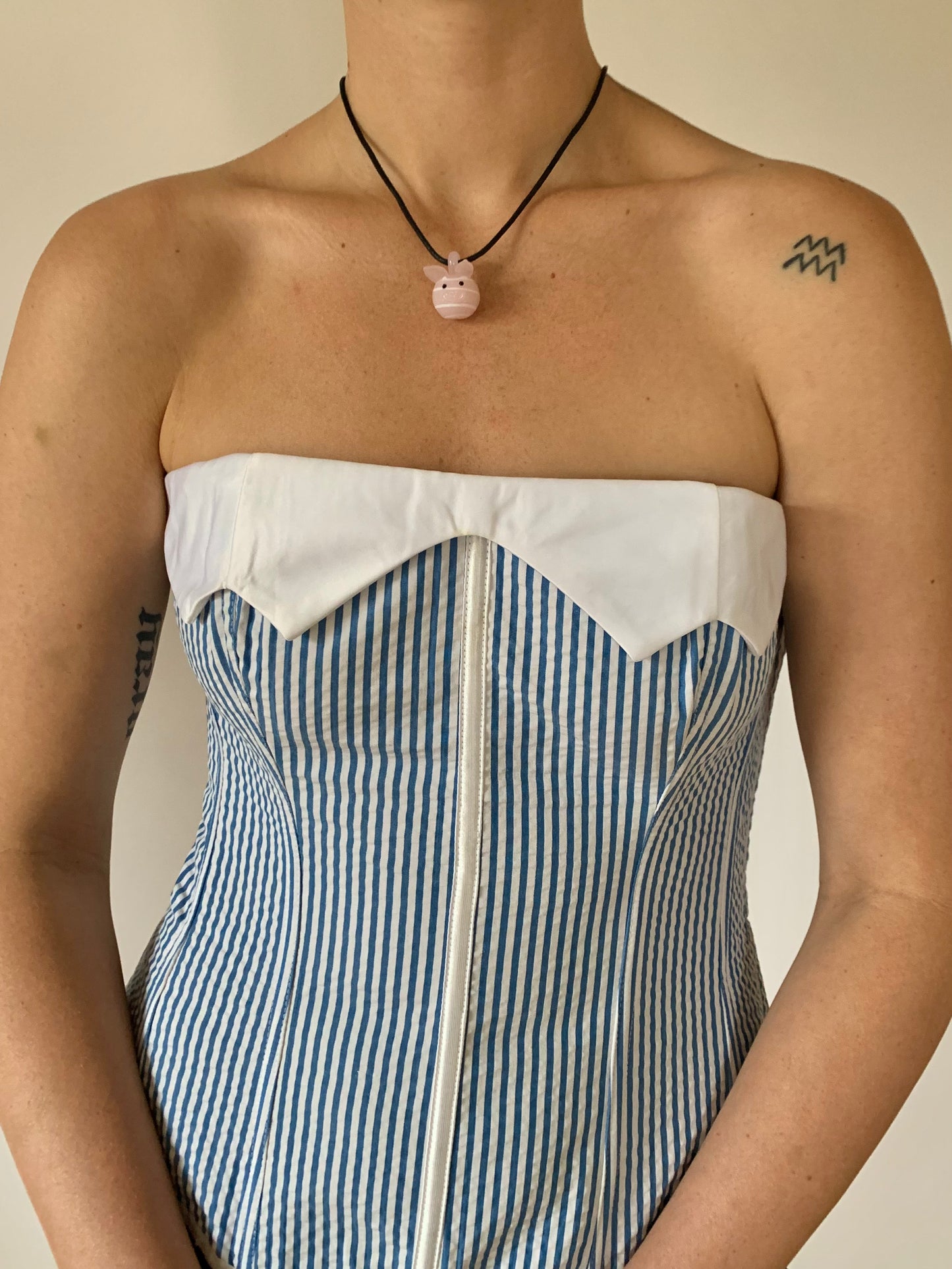 Vintage Glass Pig 🐷 Necklace