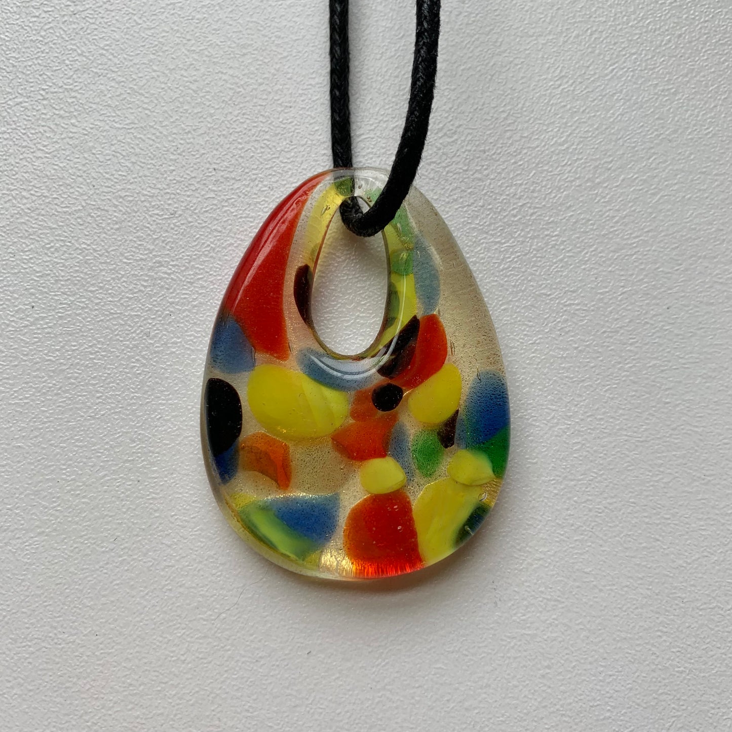 Vintage Glass Pendant Necklace