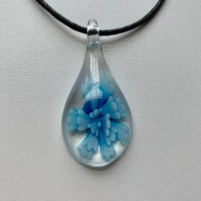 Vintage Glass Pendant Necklace