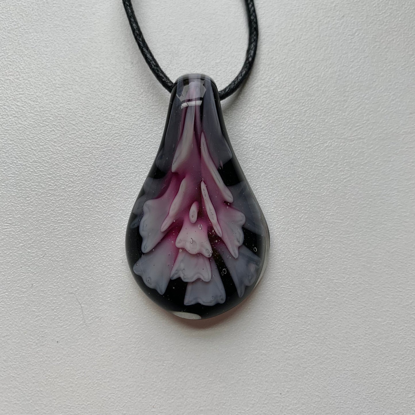 Vintage Glass Pendant Necklace