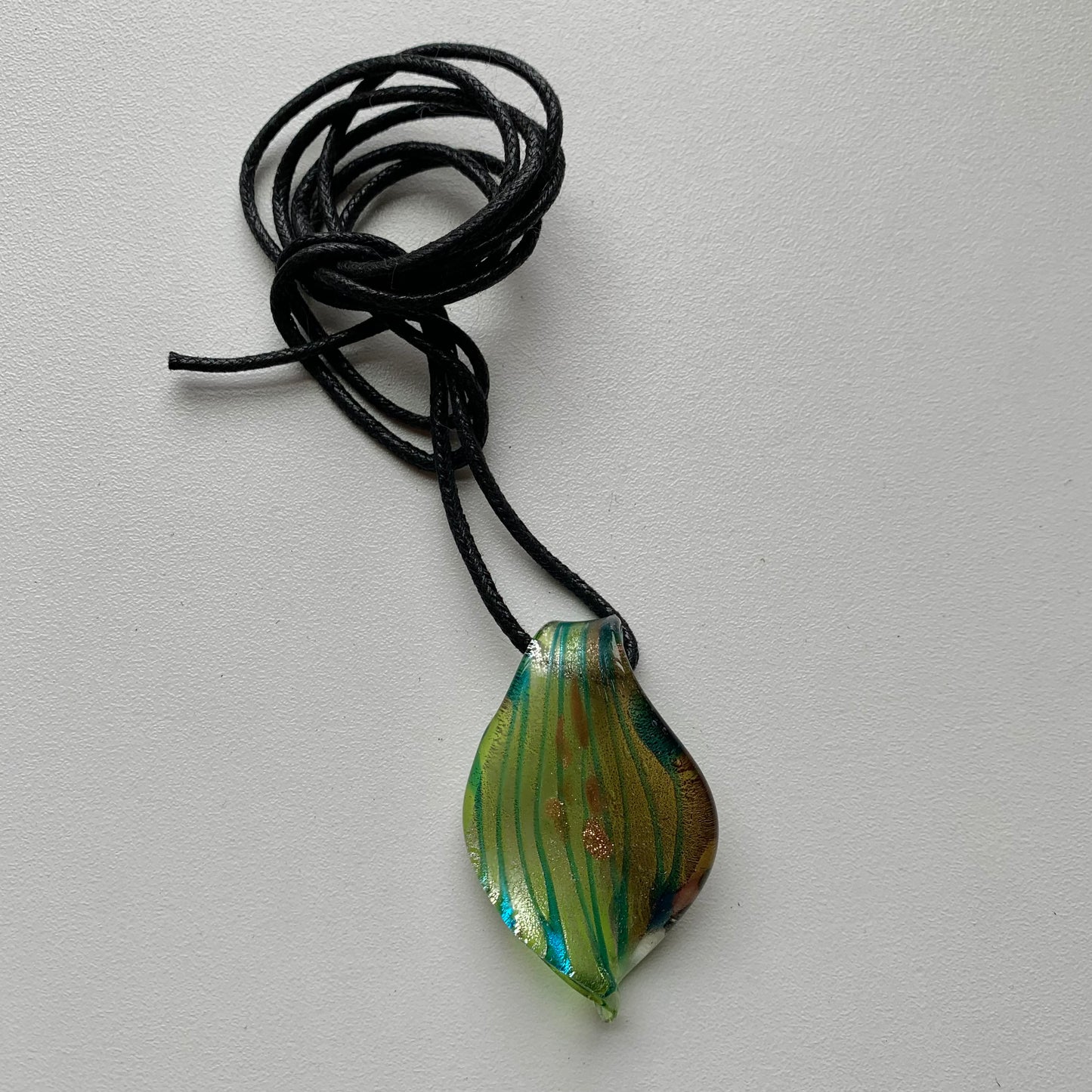 Vintage Glass Pendant Necklace