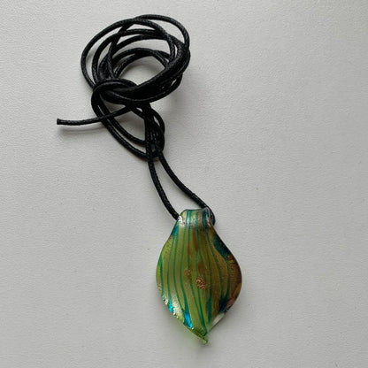 Vintage Glass Pendant Necklace