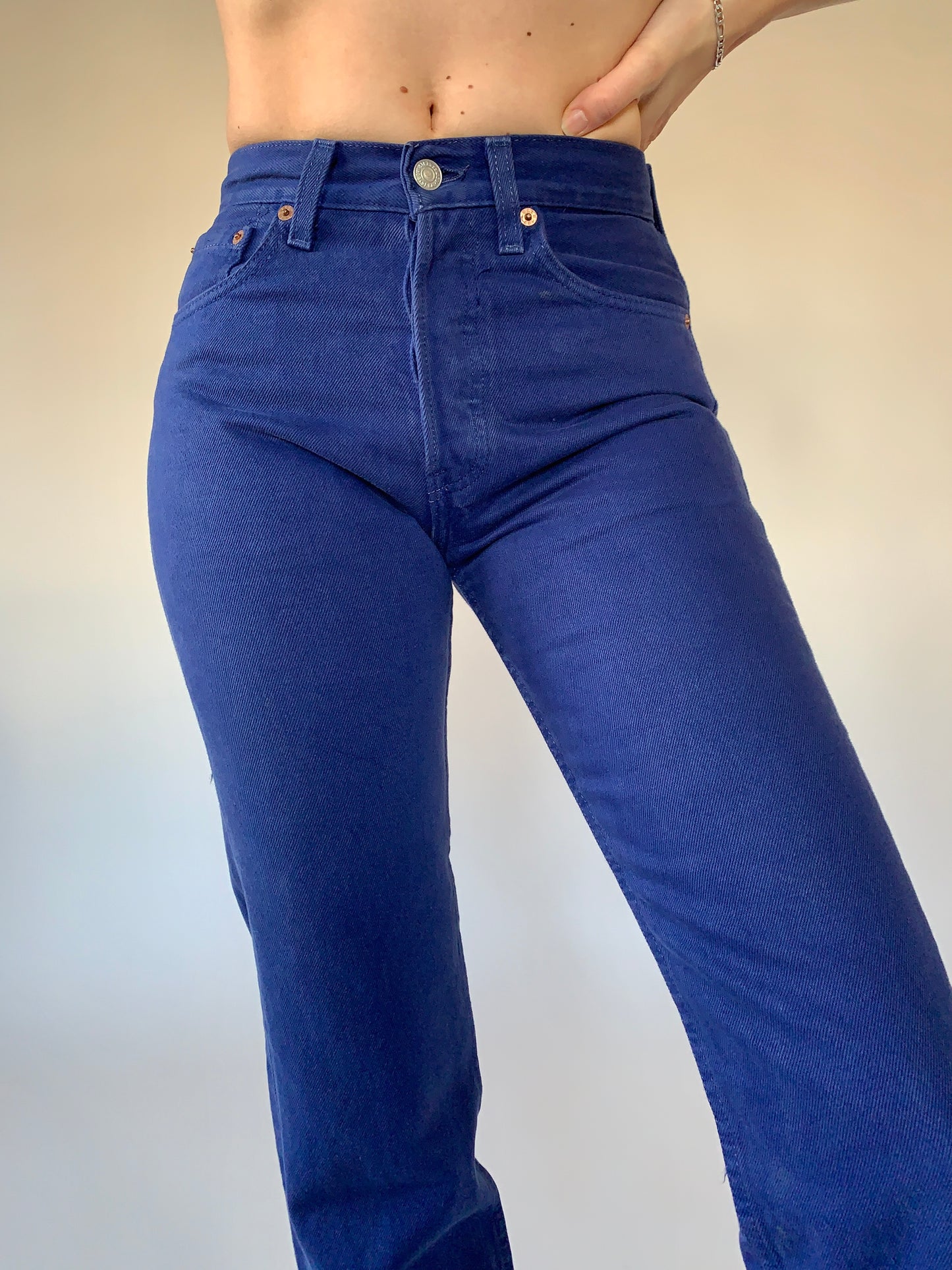 Vintage 1990s Levi’s 501s (XS)