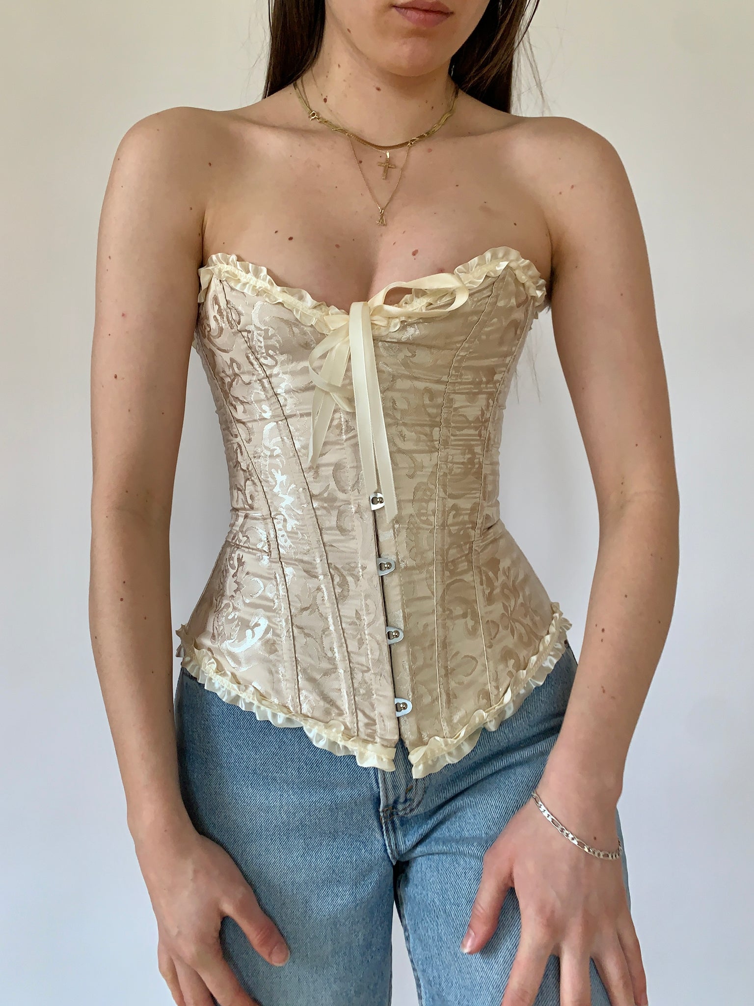 Gorteks Charlize lace half-corset push-up cream Classic collection